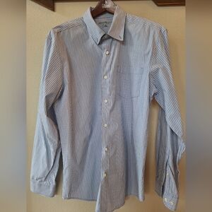 Eddie Bauer Legend Wash Classic Pinstriped Button Down Shirt Size M